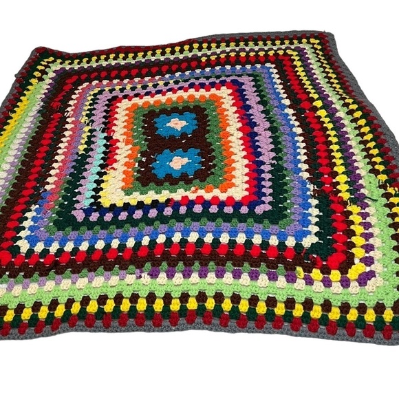 Granny Afghan Blanket small 36” x 39.5” great tablecloth / blanket / decorative - Picture 7 of 7